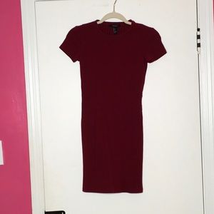 Forever 21 | Fitted burgundy dress